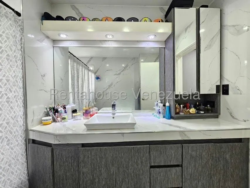 Apartamento (Penthouse) en Venta en Miranda, Distrito Metropolitano - 41