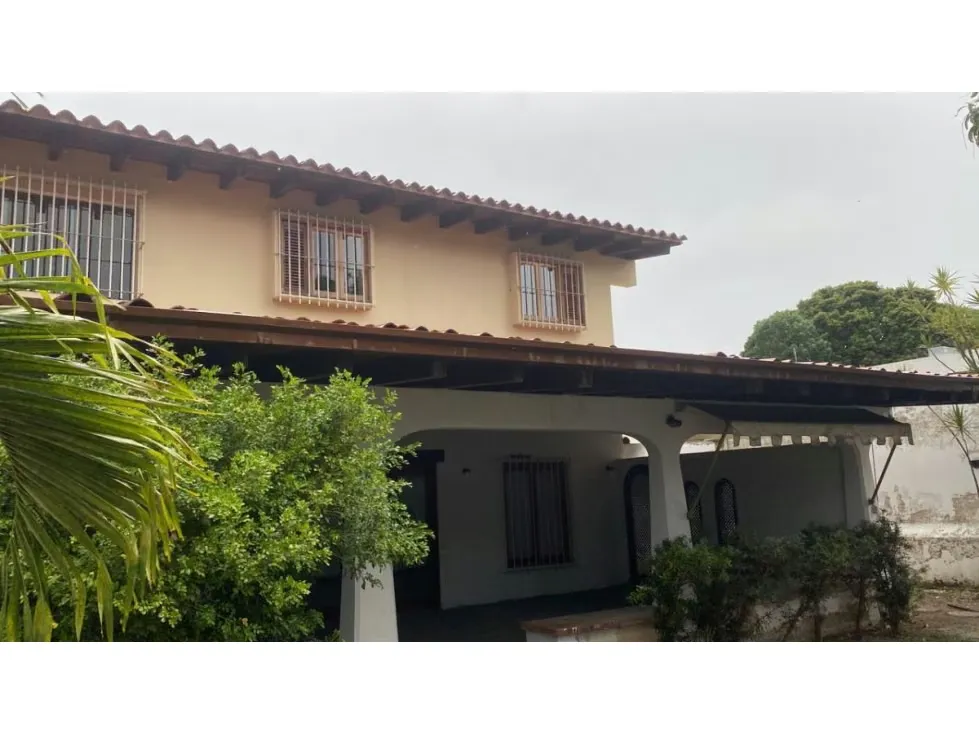 Casa en venta 750m², Caurimare calle cerrada