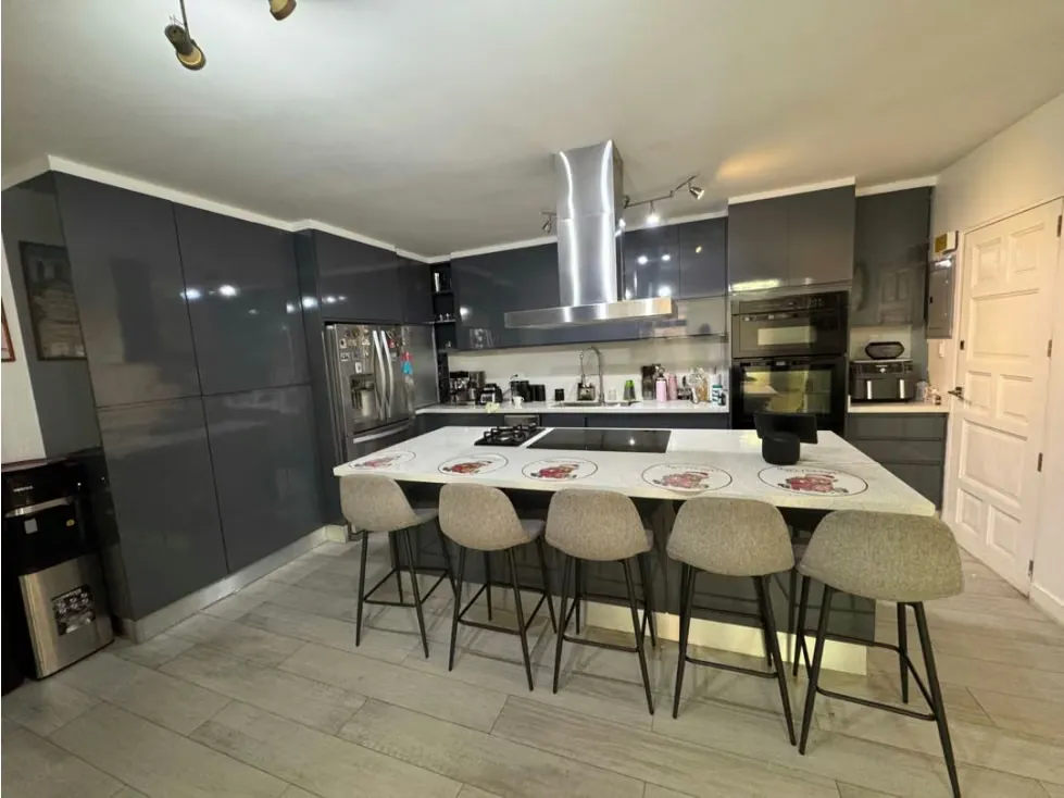 En venta bello apartamento en la florida