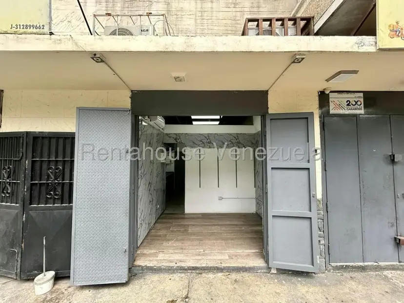 Comercial (Local Comercial) en Alquiler en El Paraiso, Distrito Metropolitano