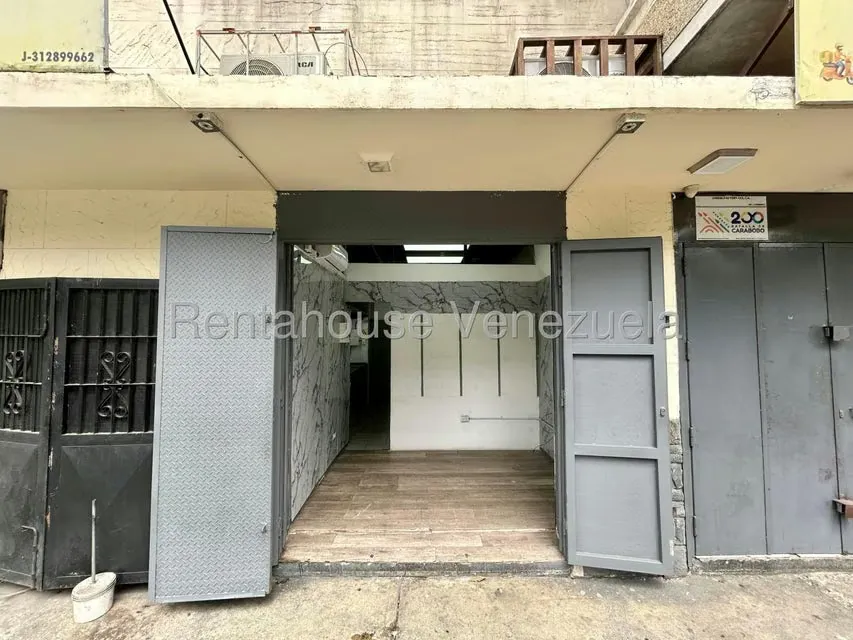 Local Comercial en Alquiler en El Paraiso, Distrito Metropolitano