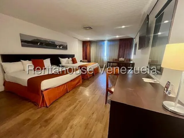 Apartamento (1 Nivel) en Venta en Chuao, Distrito Metropolitano - 3