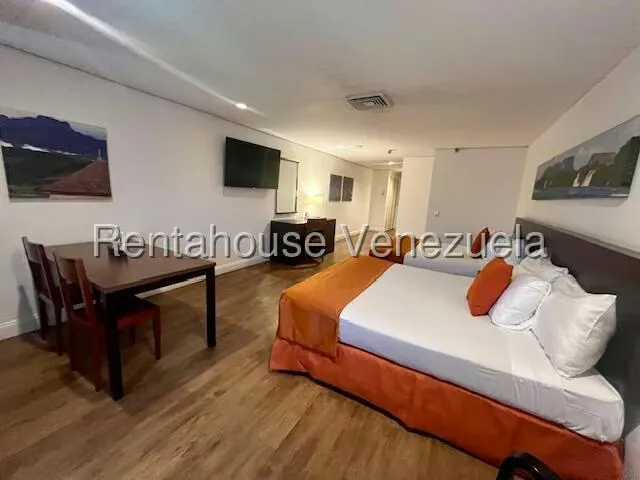Apartamento (1 Nivel) en Venta en Chuao, Distrito Metropolitano - 5