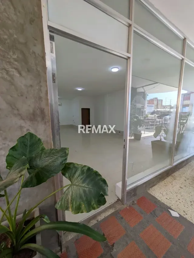 Local planta baja en alquiler bella vista mcbo Zulia - 5