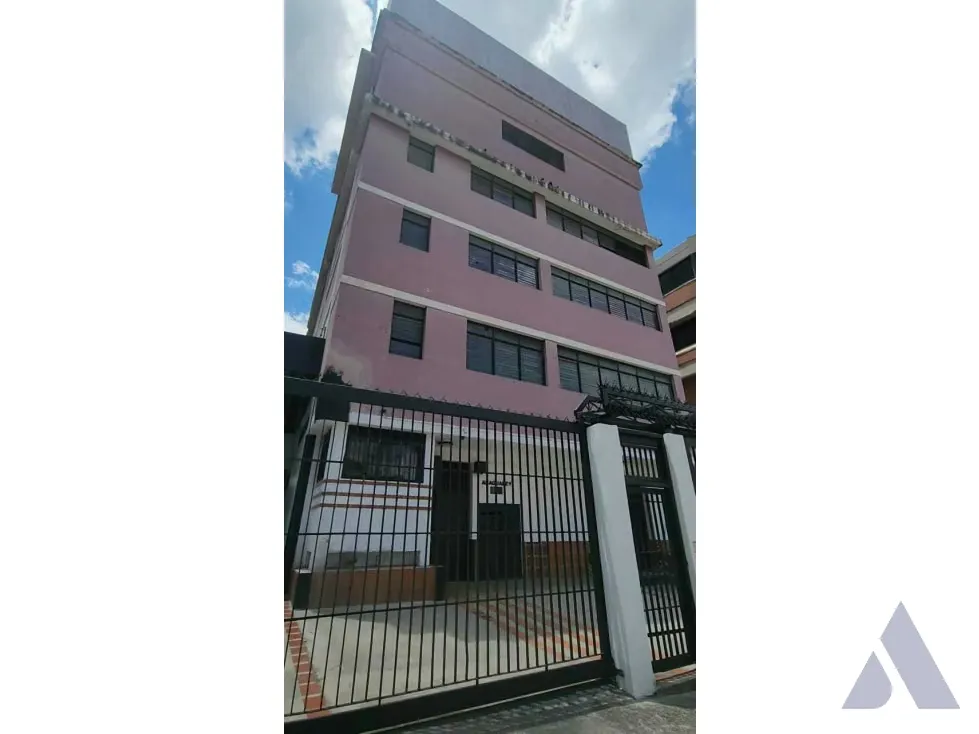 Vendo edificio industrial 2000m2 La Urbina 4391 - 10