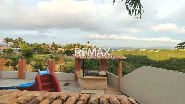 EN VENTA CASA EN COLINAS DEL MANZANO, CON VISTA A BARQUISIMETO, CABUDARE Y CUMBRES DEL MANZANO - 8