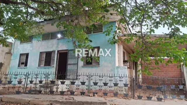 Casa en Venta Urb. Urdaneta - 2