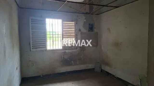 Casa en Venta Urb. Urdaneta - 5
