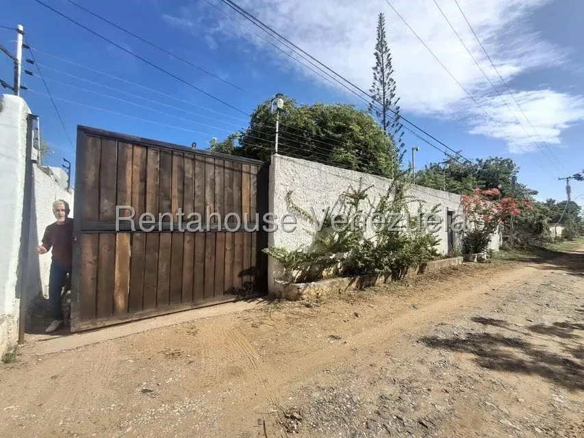 Casa (Casas de Playa) en Venta en Paraguachi, Nueva Esparta - 28