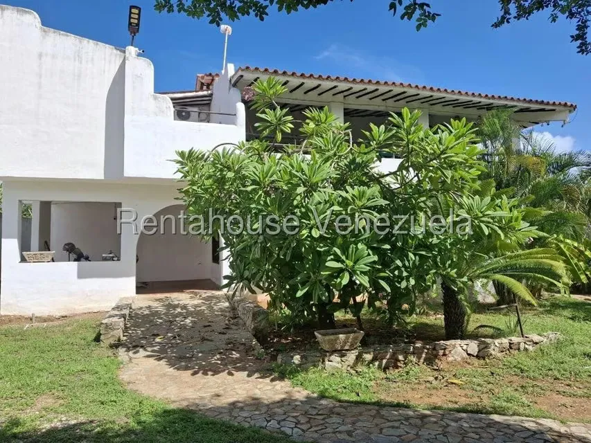 Casa (Casas de Playa) en Venta en Paraguachi, Nueva Esparta - 29