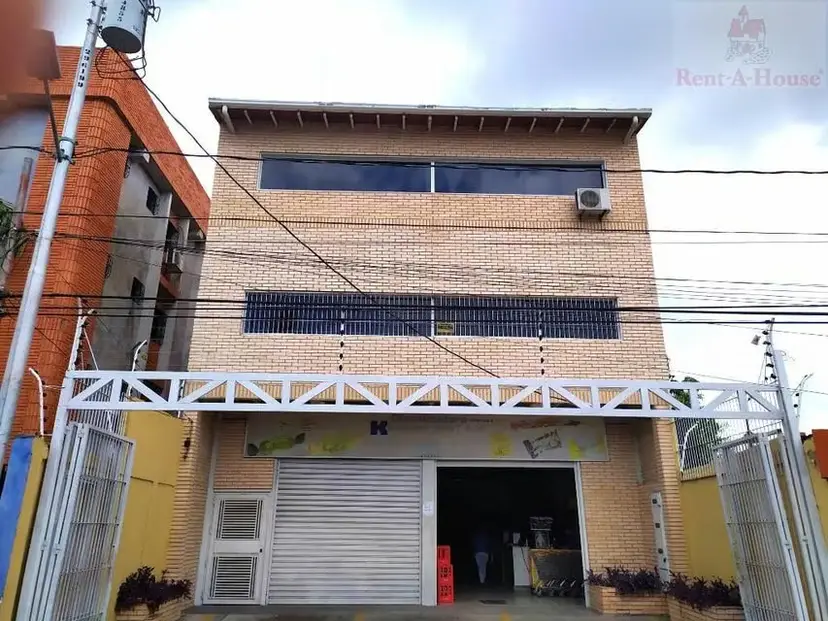 Comercial (Edificio) en Venta en La Mata, Lara