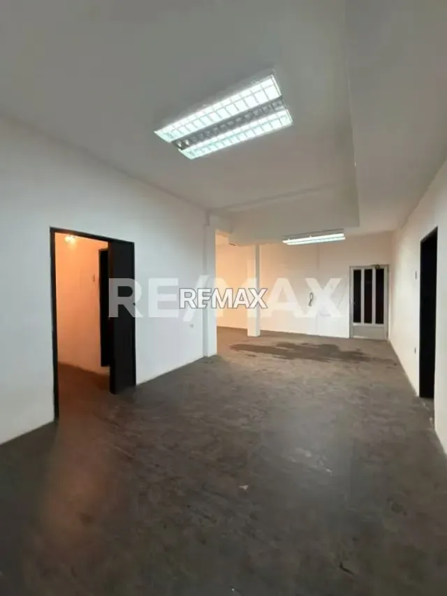 ¡Impulsa tu operación! Galpón cerrado con oficinas en alquiler – A metros de la Av. Intercomunal, Ciudad Ojeda - 12