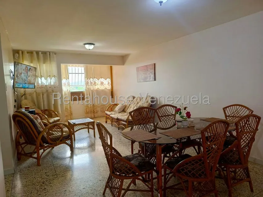 Apartamento (1 Nivel) en Venta en Avenida Bermudez, Aragua - 5