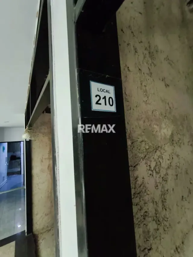 Se vende local de 12 metros cuadrados ubicado en San Mateo - 2
