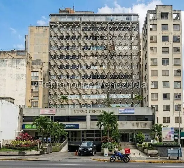 Local Comercial en Alquiler en Chacao, Distrito Metropolitano - 2