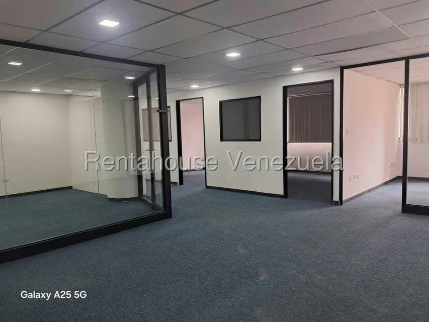 Local Comercial en Alquiler en Chacao, Distrito Metropolitano - 6
