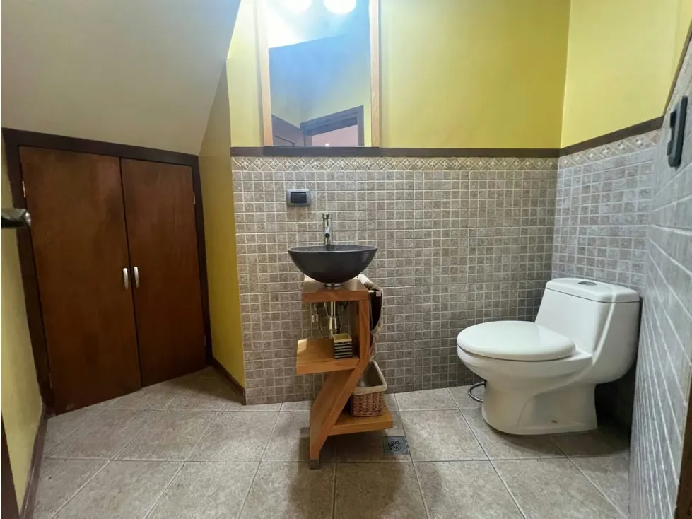 VENTA DE CASA EN COLINAS DE SANTA MÓNICA - 3