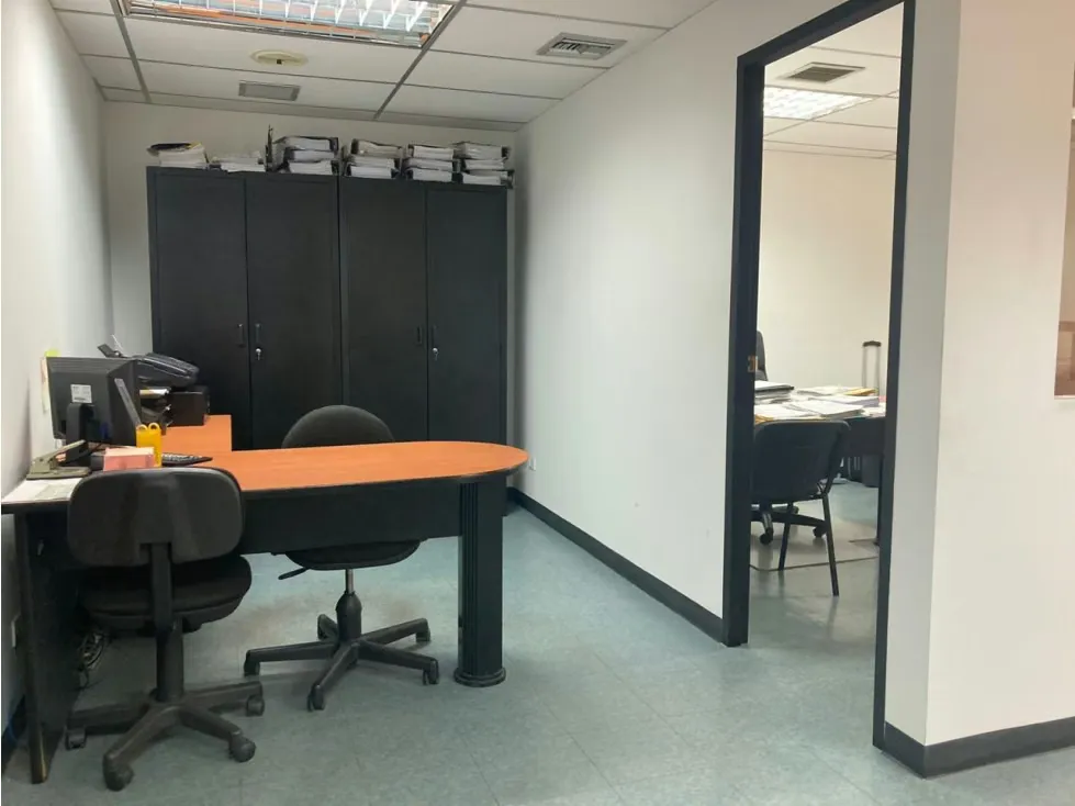 Se alquila oficina Los Ruices 70m²