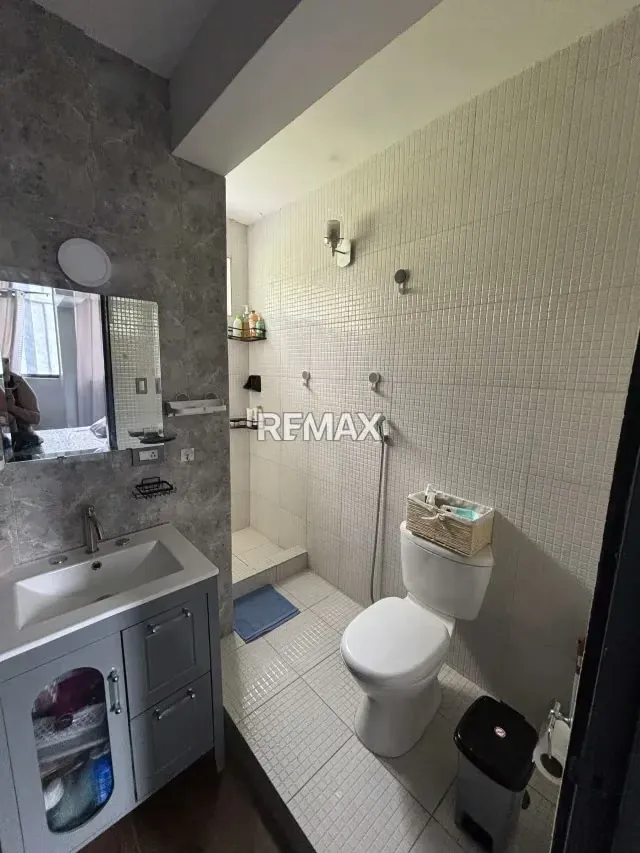 EN VENTA MODERNO TOWNHOUSE AMOBLADO EN LA URB. EL BOSQUE - 20