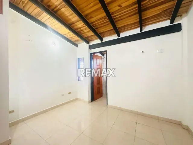 Se alquila Apartamento Ubicado en Caneyes, parte alta, Sector San José, Residencia Lomas Verdes - 7