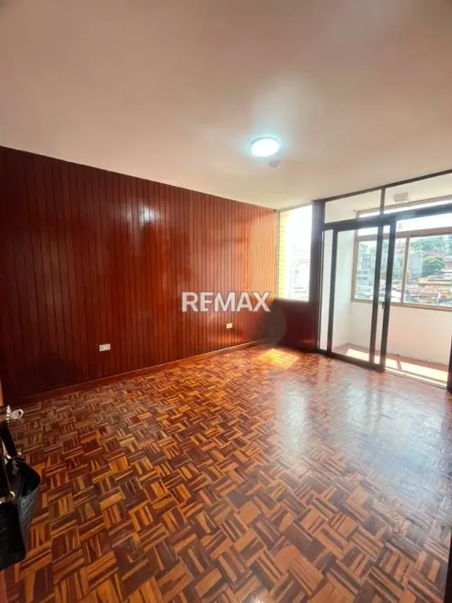 Alquiler Apartamento tipo estudio Torre F Piso 8 - 6
