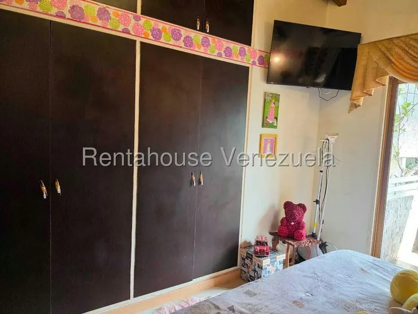 Apartamento (1 Nivel) en Venta en Miranda, Distrito Metropolitano - 28