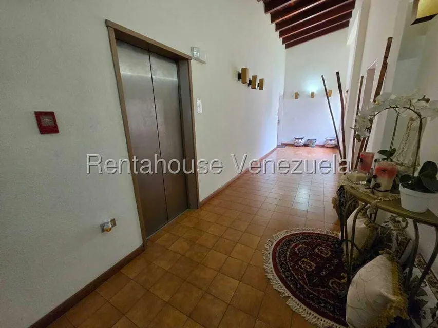 Apartamento (1 Nivel) en Venta en Miranda, Distrito Metropolitano - 4