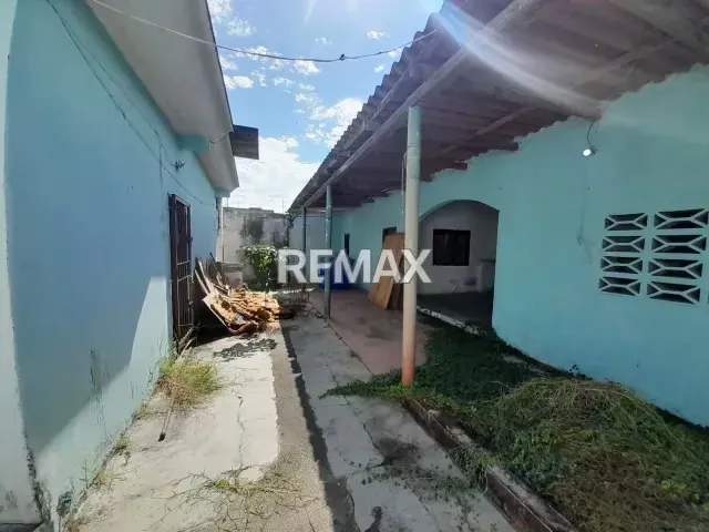 EN VENTA TERRENO CON BIENHECHURIA A ESCASOS METROS DE LA AVENIDA PRINCIPAL EN EL CASCO CENTRAL DE TUCACAS - 12