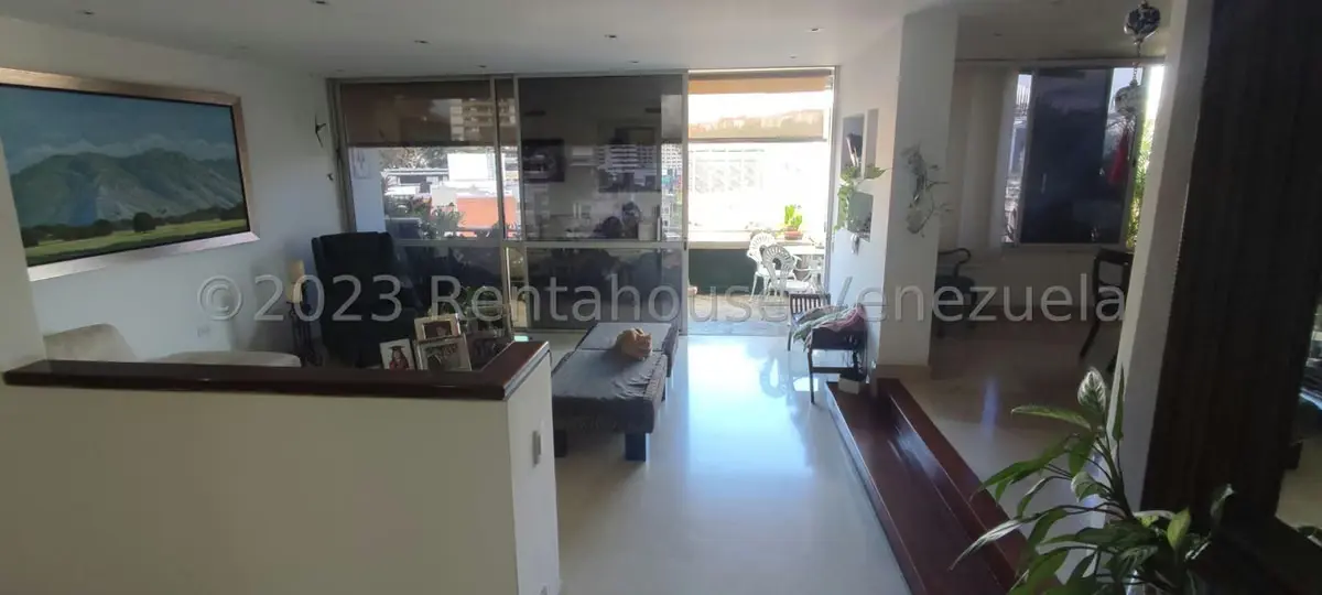 Apartamento (1 Nivel) en Venta en Las Mercedes, Distrito Metropolitano - 2