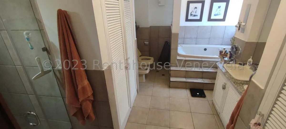 Apartamento (1 Nivel) en Venta en Las Mercedes, Distrito Metropolitano - 25