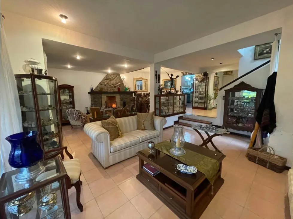 Se vende casa 380m2 Monteclaro Laguna - Los Teques 1700 - 14