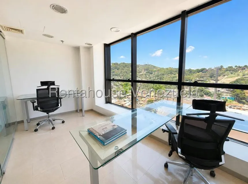 Local Comercial en Alquiler en La Lagunita Country Club, Distrito Metropolitano - 13