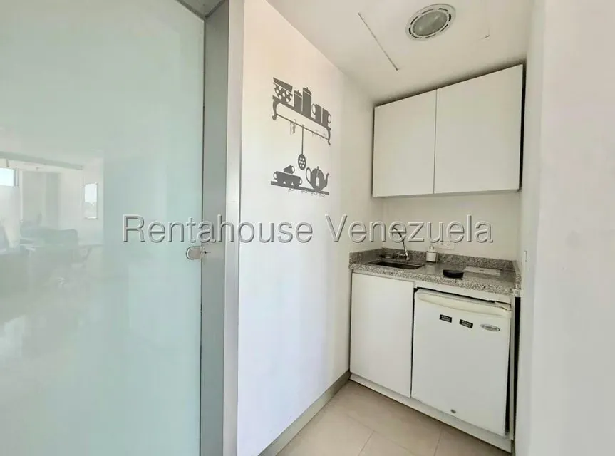 Local Comercial en Alquiler en La Lagunita Country Club, Distrito Metropolitano - 19