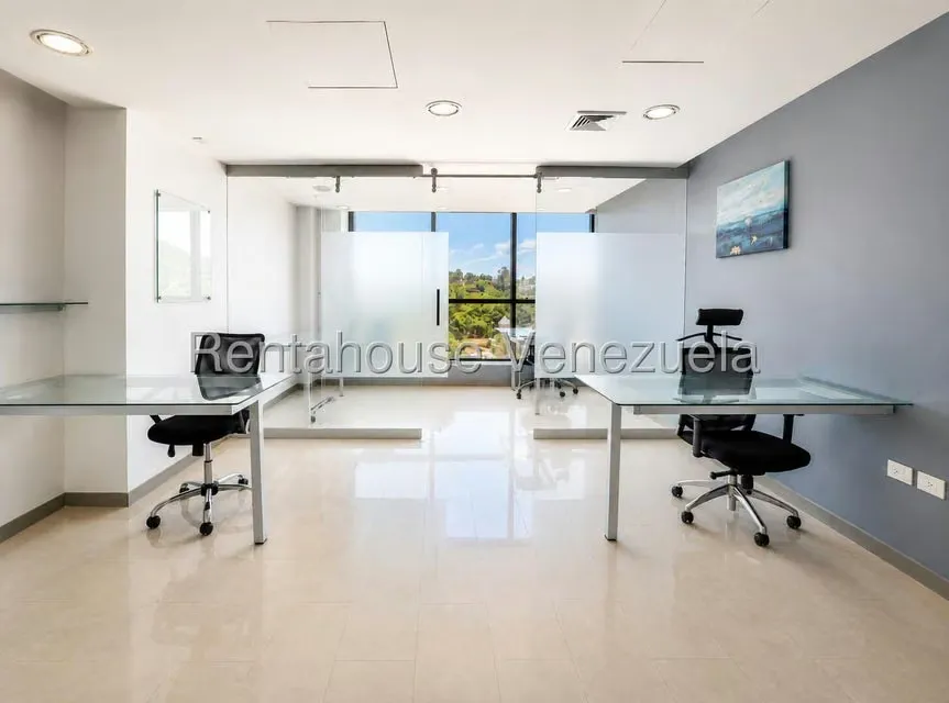 Local Comercial en Alquiler en La Lagunita Country Club, Distrito Metropolitano - 3