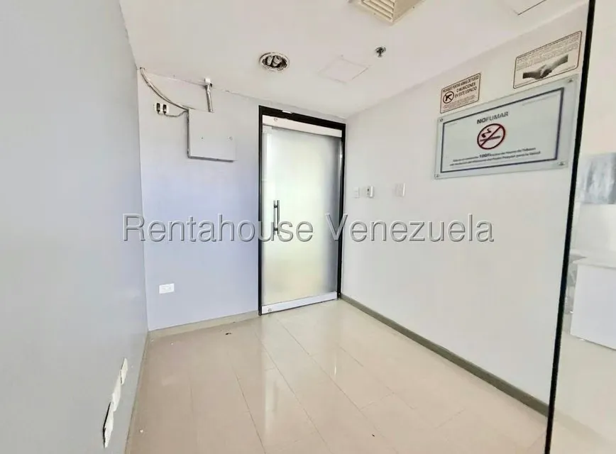 Local Comercial en Alquiler en La Lagunita Country Club, Distrito Metropolitano - 21