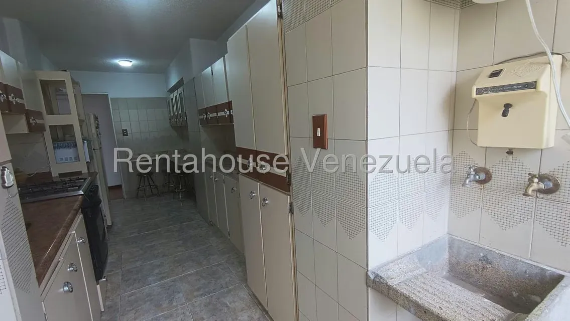 Apartamento (1 Nivel) en Venta en La Urbina, Distrito Metropolitano - 12