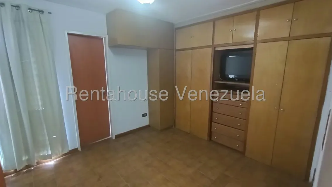 Apartamento (1 Nivel) en Venta en La Urbina, Distrito Metropolitano - 14