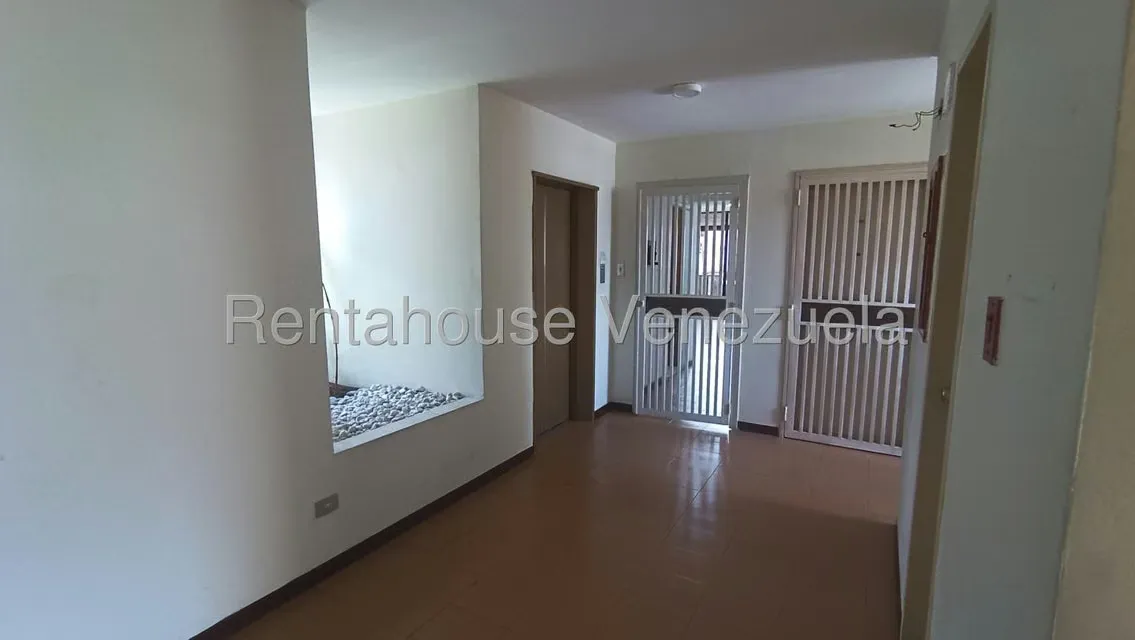 Apartamento (1 Nivel) en Venta en La Urbina, Distrito Metropolitano - 27