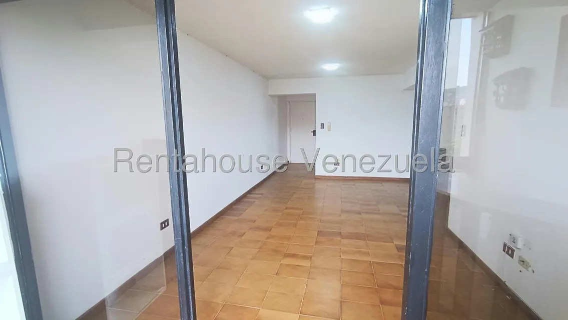 Apartamento (1 Nivel) en Venta en La Urbina, Distrito Metropolitano - 6