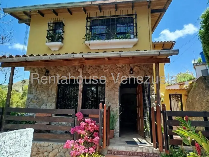 Casa (Multipes Niveles) en Venta en El Amarillo, Miranda