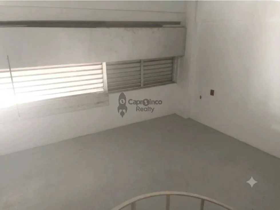 Se vende local en el Centro de Valencia