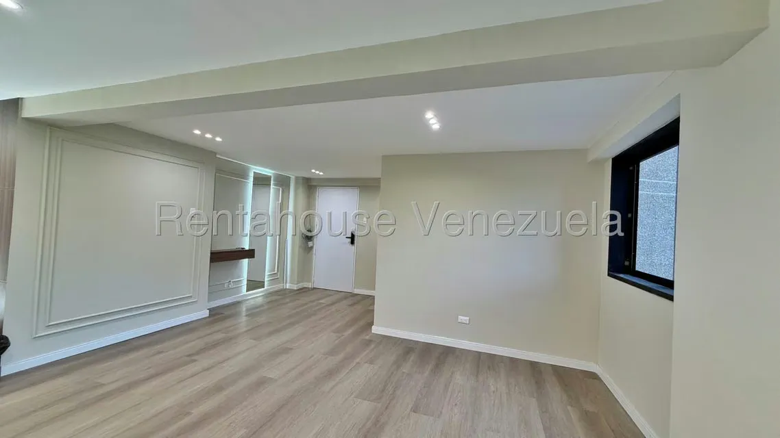 Apartamento (1 Nivel) en Venta en Cerro Verde, Distrito Metropolitano - 13