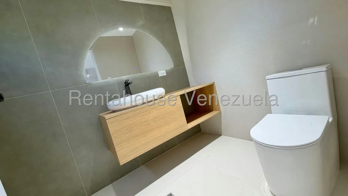 Apartamento (1 Nivel) en Venta en Cerro Verde, Distrito Metropolitano - 15