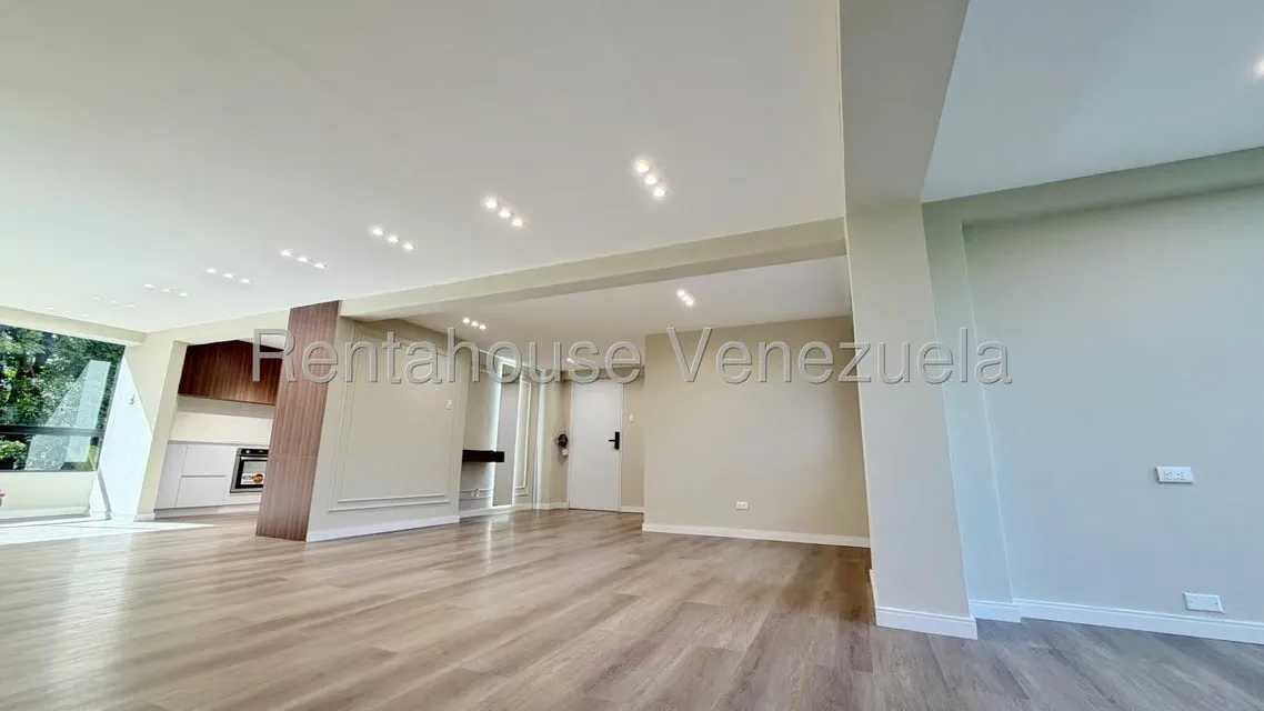 Apartamento (1 Nivel) en Venta en Cerro Verde, Distrito Metropolitano - 6