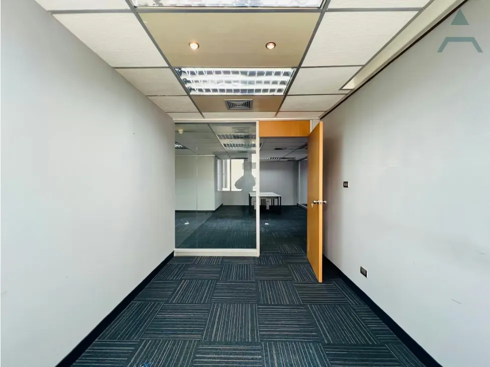 Se alquila Oficina 130m² Chuao - 11