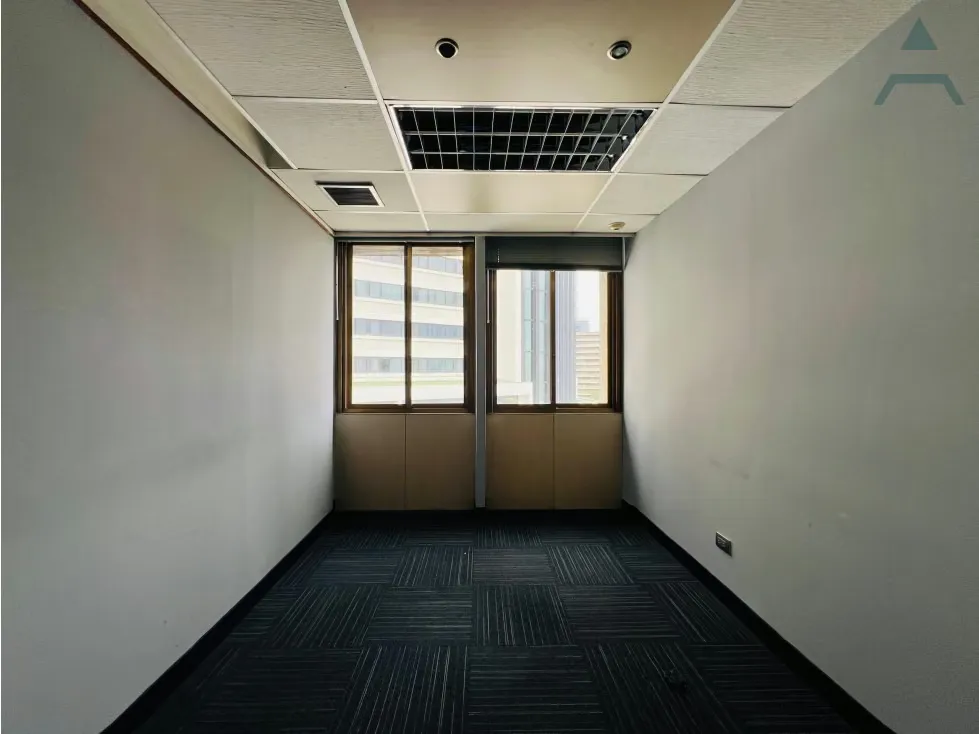 Se alquila Oficina 130m² Chuao - 12
