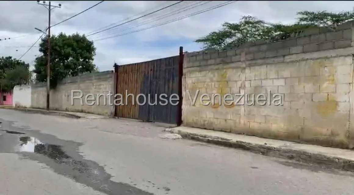 Terreno (Residencial) en Venta en Parroquia Juan Bautista Rodriguez, Lara - 3