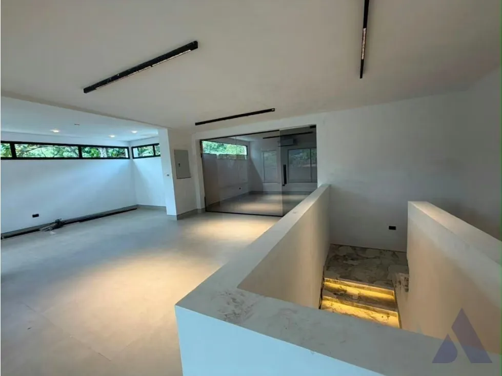 Se vende/alquila casa comercial 420m2 San Román 3547 - 15