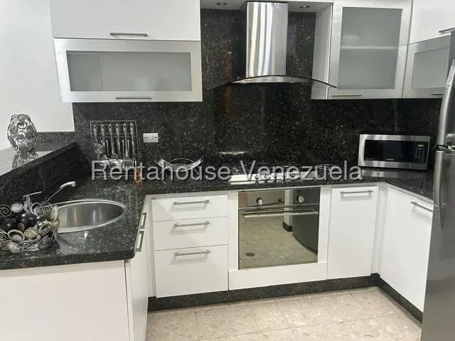 Apartamento (1 Nivel) en Alquiler en La Castellana, Distrito Metropolitano - 3