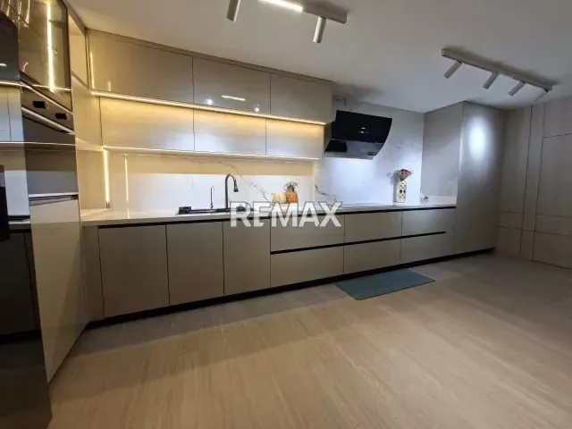 TOWNHOUSE B EN VILLA BOUR HARBOURD - 2